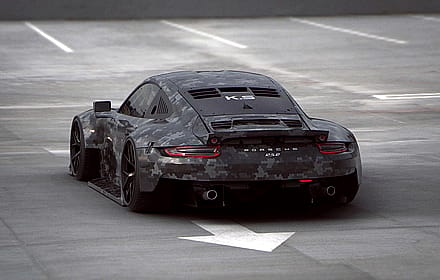 Camo beast: Porsche RSR with a tactical vibe!"'