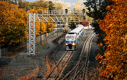 Sounder Commuter Rail passing through Mukilteo WA - 1920x1080'