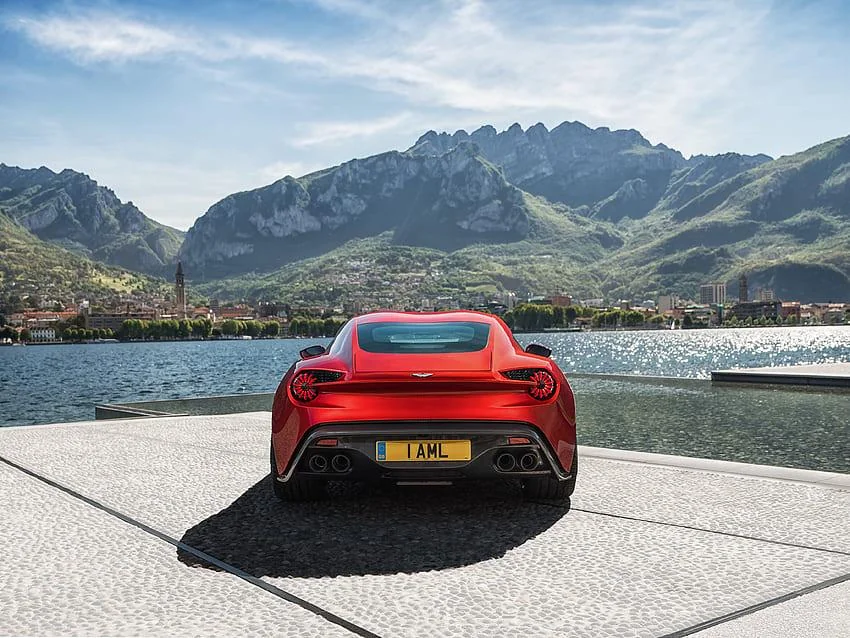 Aston Martin Vanquish Zagato picture 1 of 1