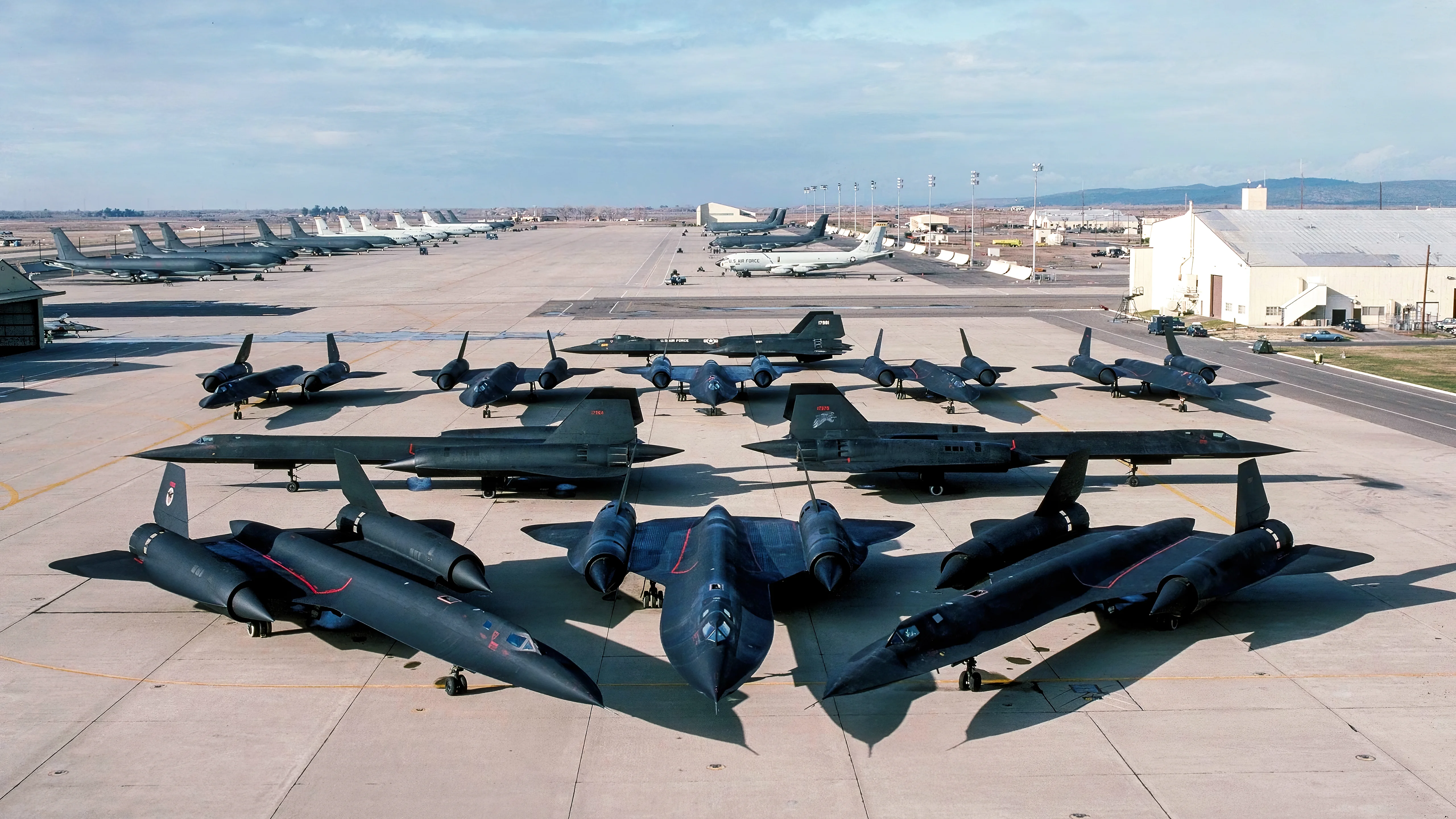 A Fleet of SR-71 Blackbirds picture 1 of 2