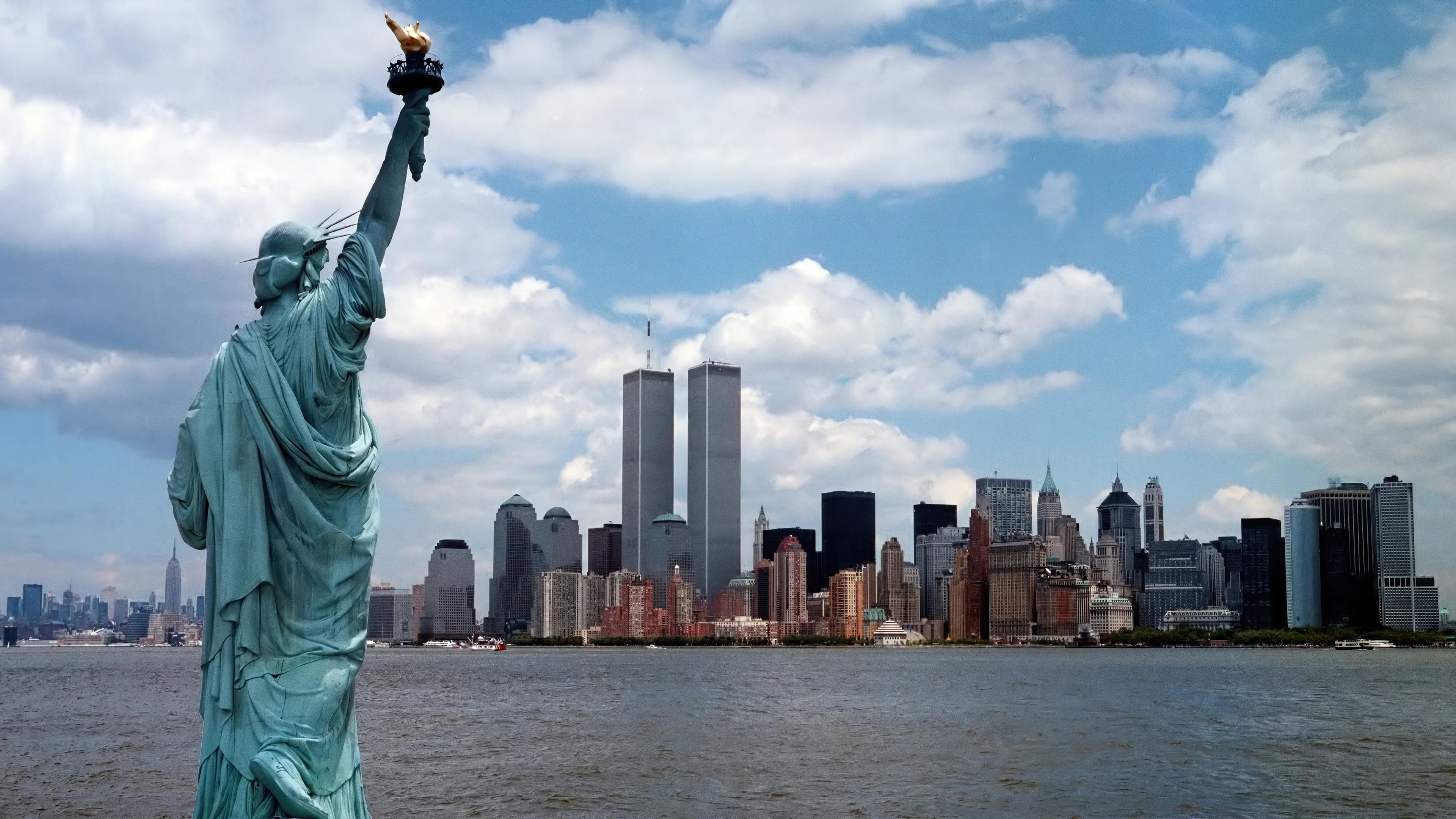The Statue of Liberty with the Twin Towers by grafficx picture 1 of 1