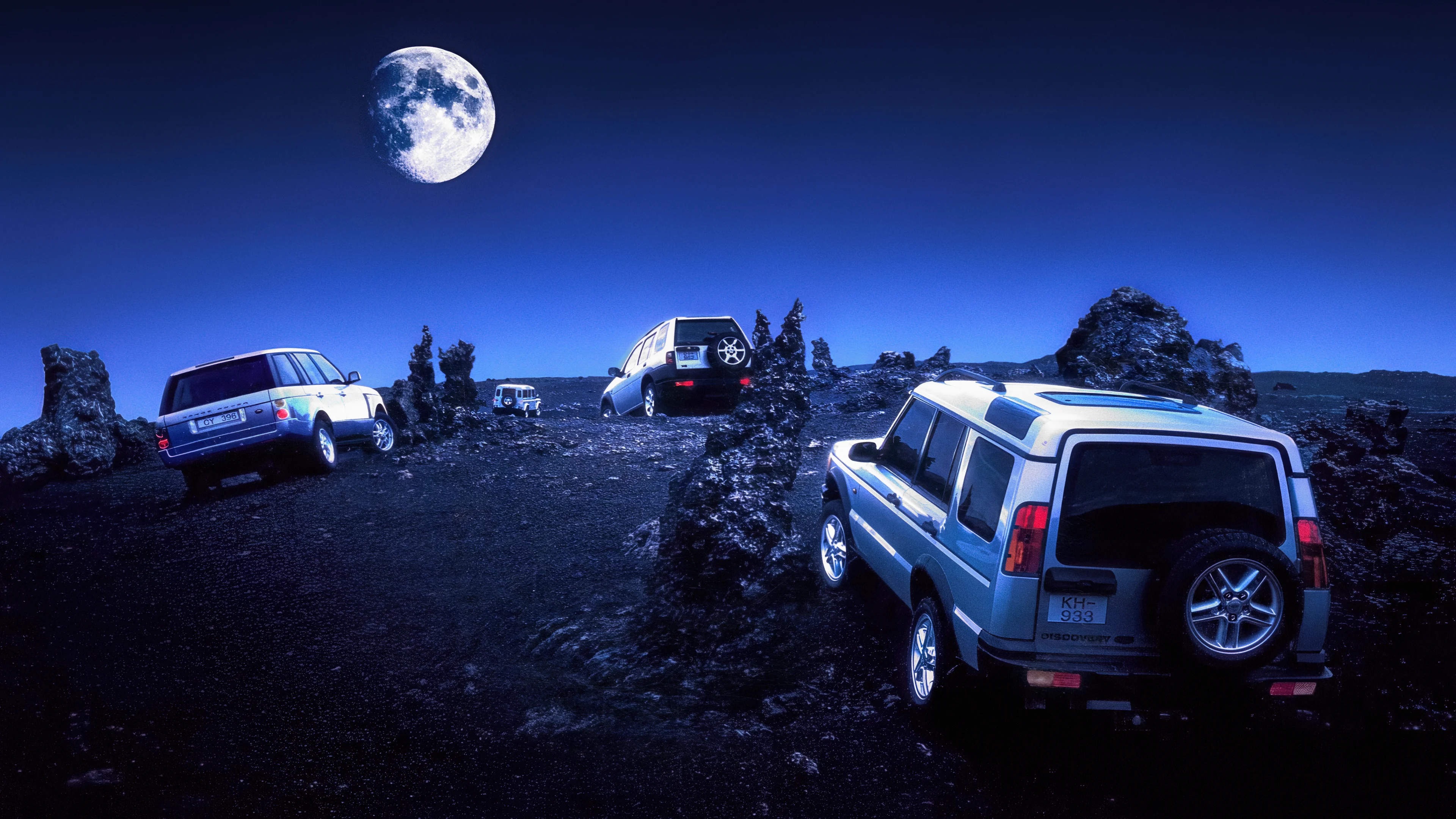 Land Rover, 2002 Discovery brochure by Max Forsythe picture 2 of 2