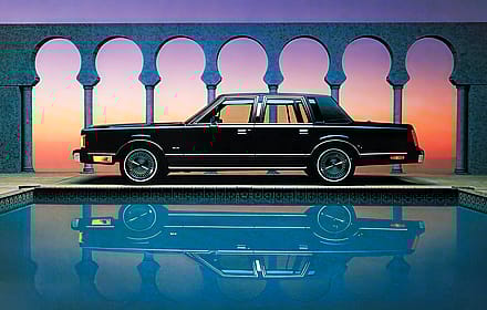 1989 Lincoln Town Car Signature Series'