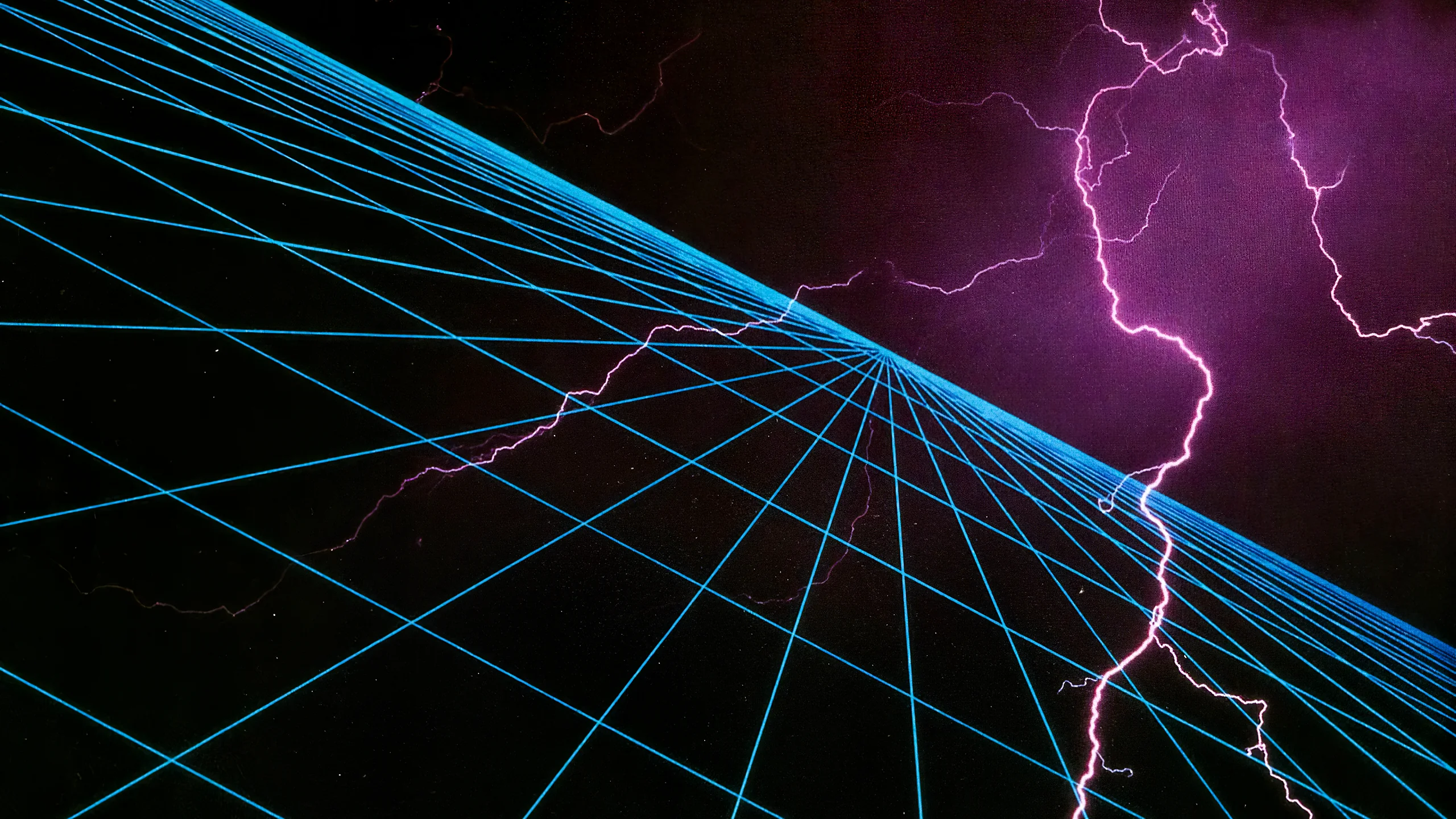 Just your standard grid n' lightning picture 1 of 1