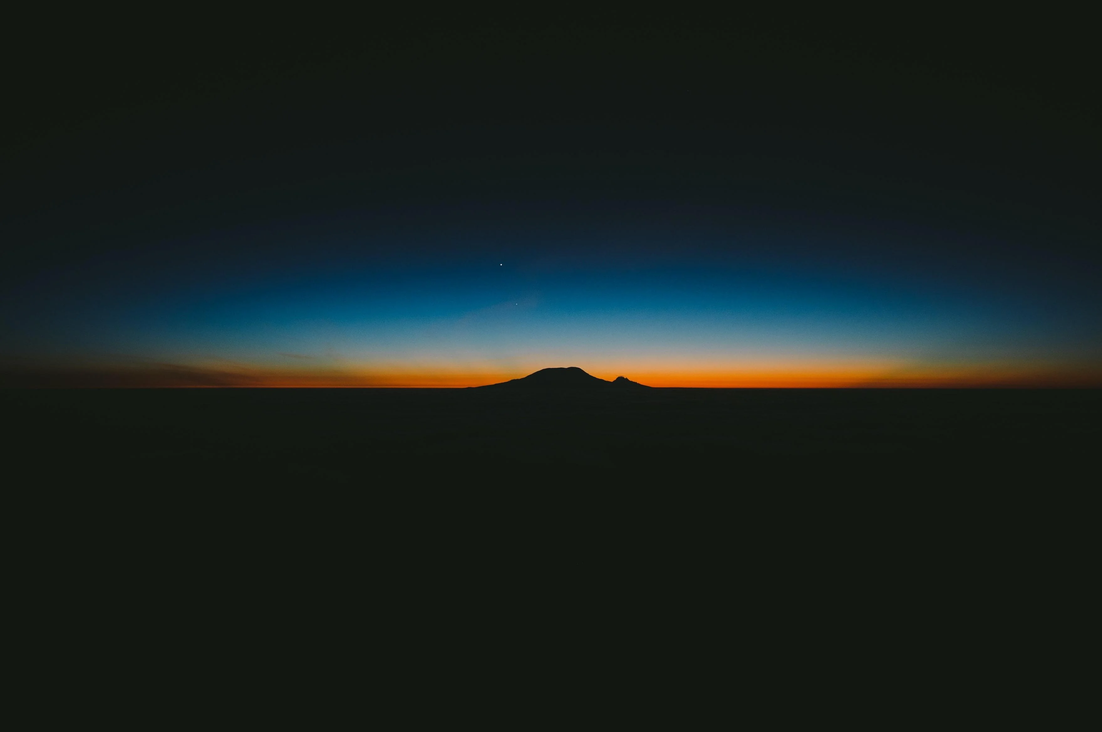 𝘗𝘦𝘢𝘤𝘦𝘧𝘶𝘭 𝘮𝘰𝘶𝘯𝘵𝘢𝘪𝘯 picture 1 of 1