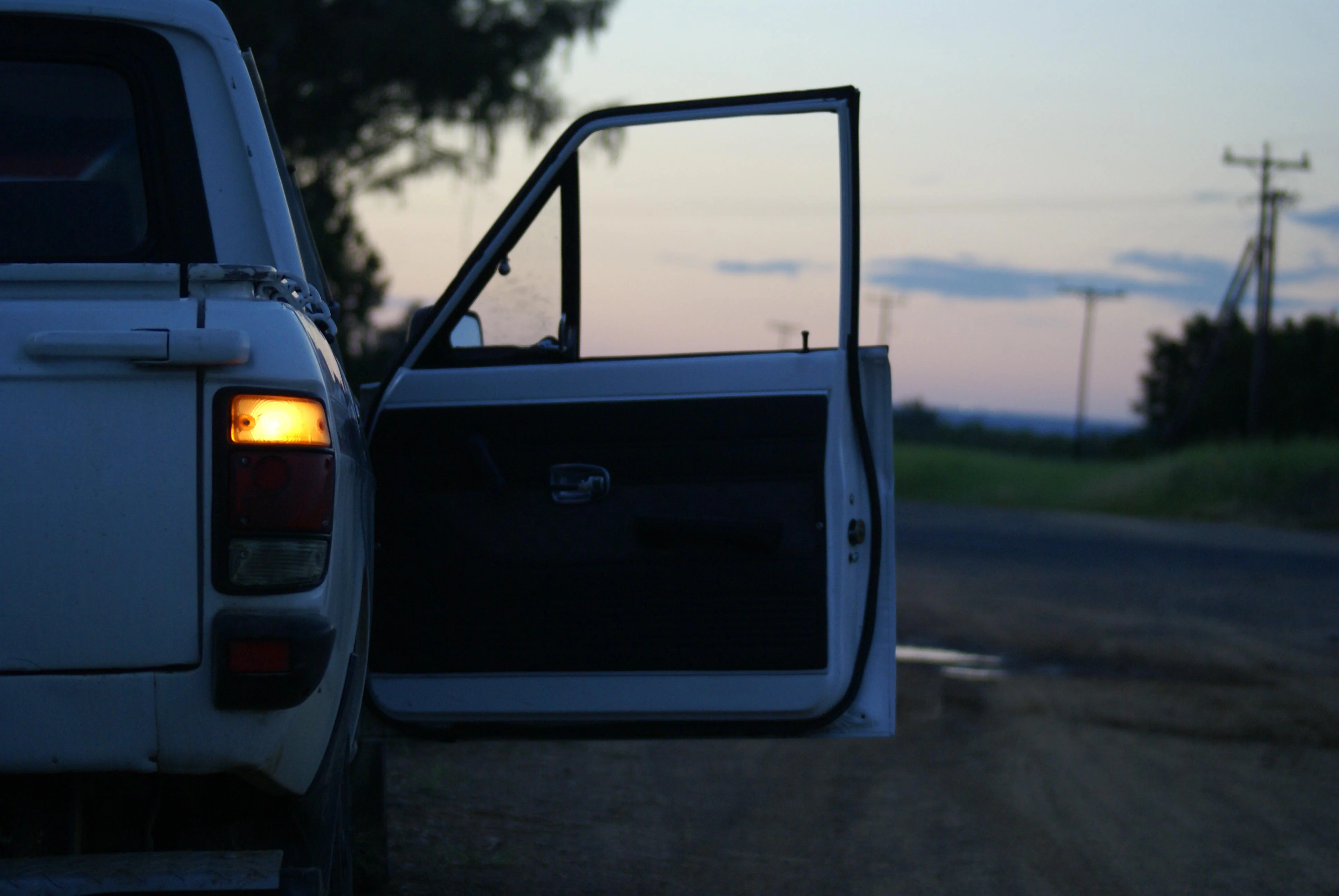 Stranded picture 1 of 1