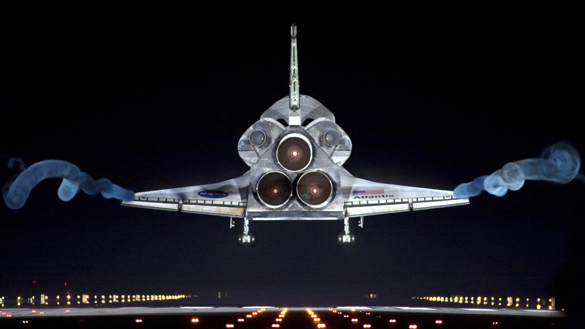 Space Shuttle Atlantis - Final Landing picture 1 of 1