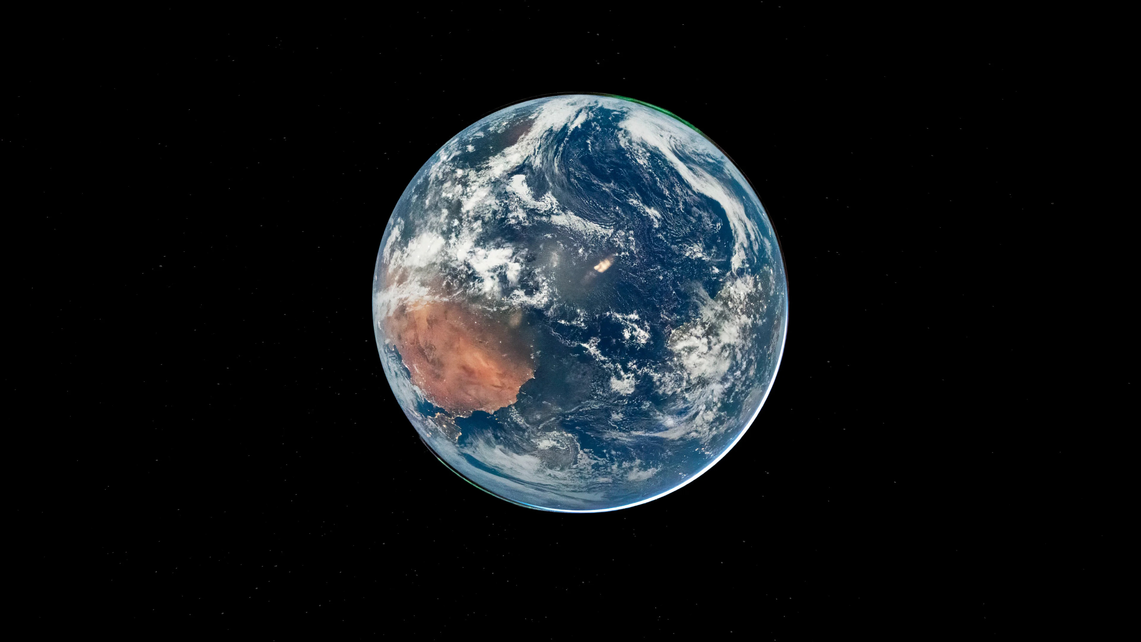 Earth for 4K OLED picture 1 of 1